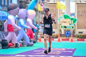 BIB: 5025
                            <button type="button" onclick="openModal(24882846)" class="btn btn-primary btn-sm float-right btn-popup" data-toggle="modal" data-target=".modal-high-quality">
                        <i class="fas fa-shopping-cart"></i> Add to Cart
                    </button>
                                            <button type="button" onclick="isThisMe(24882846, true)" class="btn btn-success btn-sm float-right btn-popup btn-isme hidden" data-toggle="tooltip" data-placement="bottom" title="นี่คือรูปของคุณใช่ไหม คลิกที่นี่เพื่อเอาเข้าอัลบั้ม">
                        <i class="fas fa-plus"></i> Add to album
                    </button>
                    <button type="button" onclick="isThisMe(24882846, false)" class="btn btn-warning btn-sm float-right btn-popup btn-isnotme hidden">
                        <i class="fas fa-ban"></i> Remove from album
                    </button>